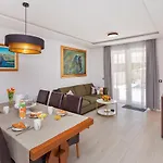 Doma, Near Dubrovnik Villa Čilipi
