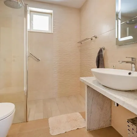 Doma, Near Dubrovnik Čilipi