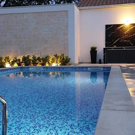 Doma, Near Dubrovnik Villa