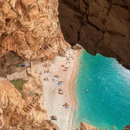 فيلة Doma, Near Dubrovnik Čilipi