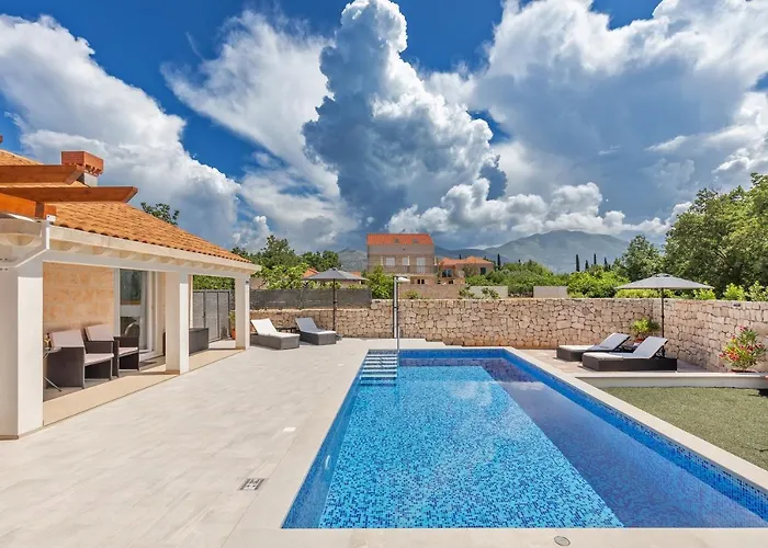 Doma, Near Dubrovnik Willa Čilipi