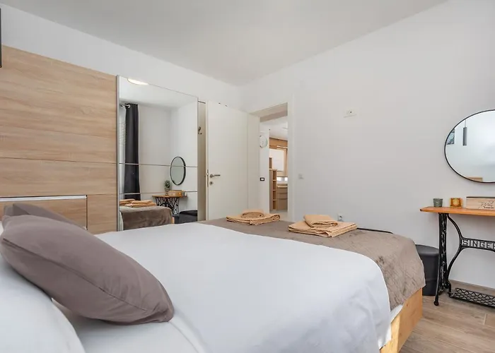 Doma, Near Dubrovnik Willa